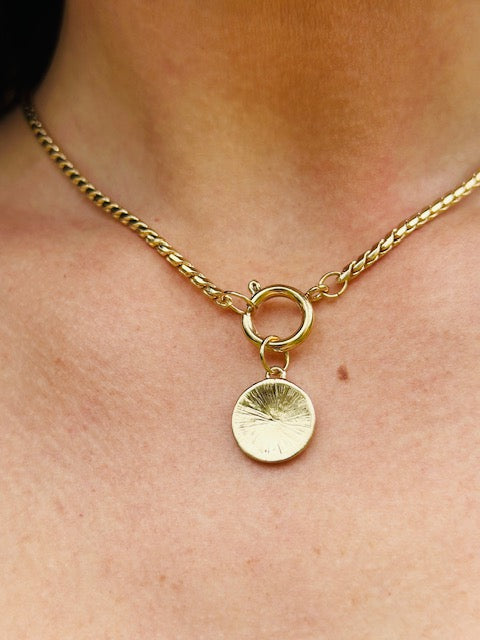 Gold Pendant Necklace